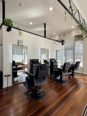 La Nena Barber Craft