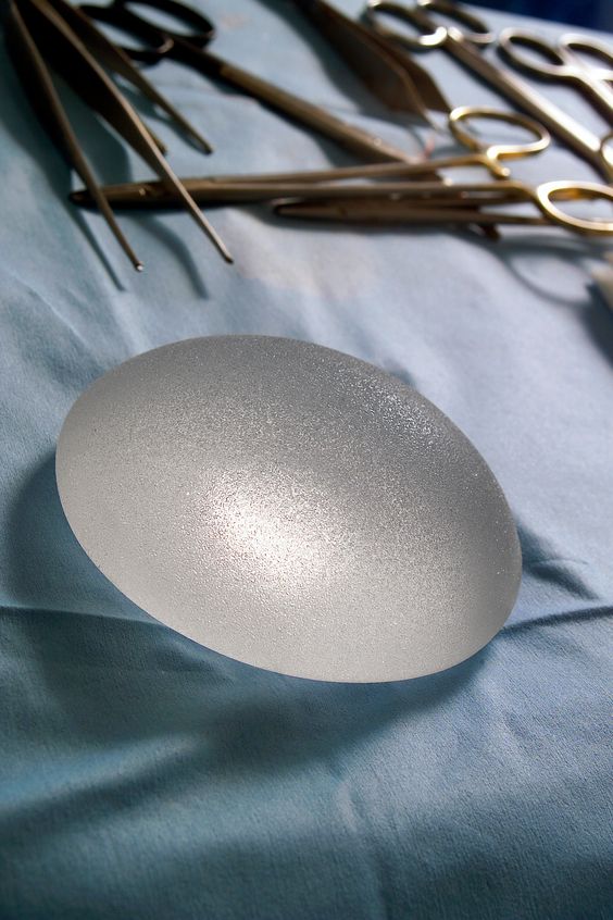 Maksym Ivanchuk Plastic Surgery Clinic 3
