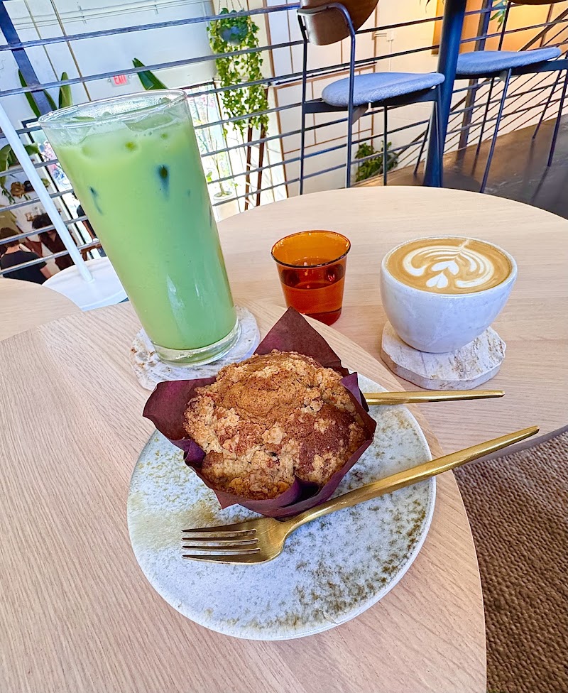 Composition Coffee photo 3