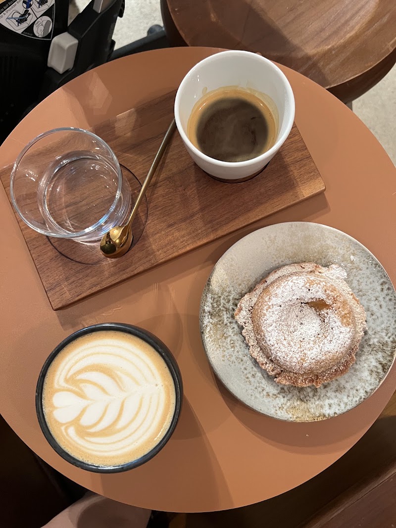 Composition Coffee photo 4