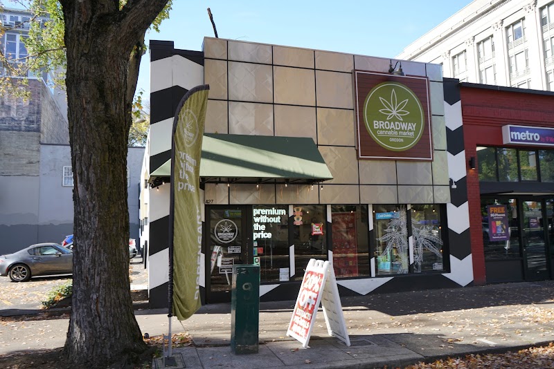 Video tour of Broadway Cannabis Market Weed Dispensary - Pearl District retail environment