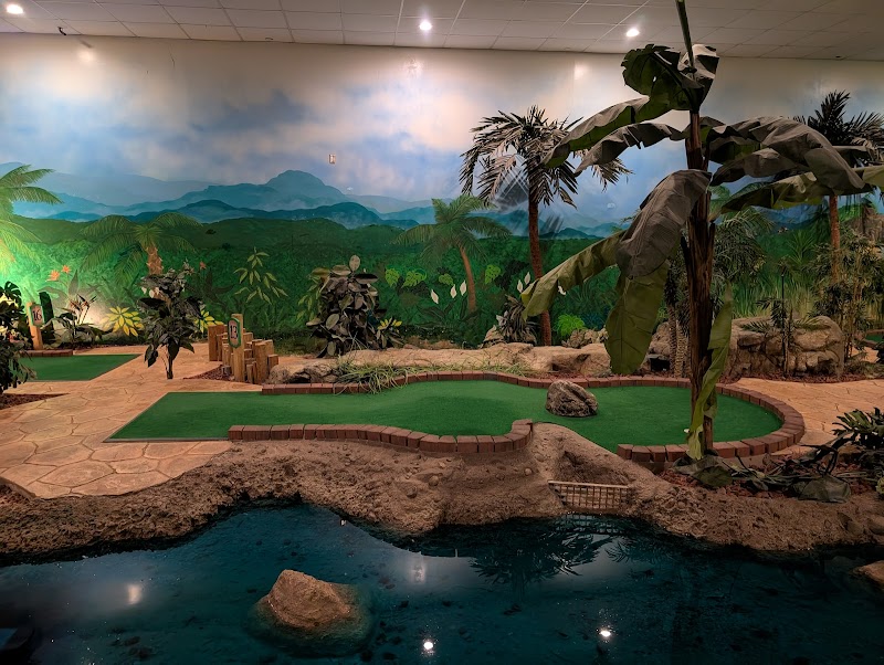 Lost Pirates Adventure Golf banner