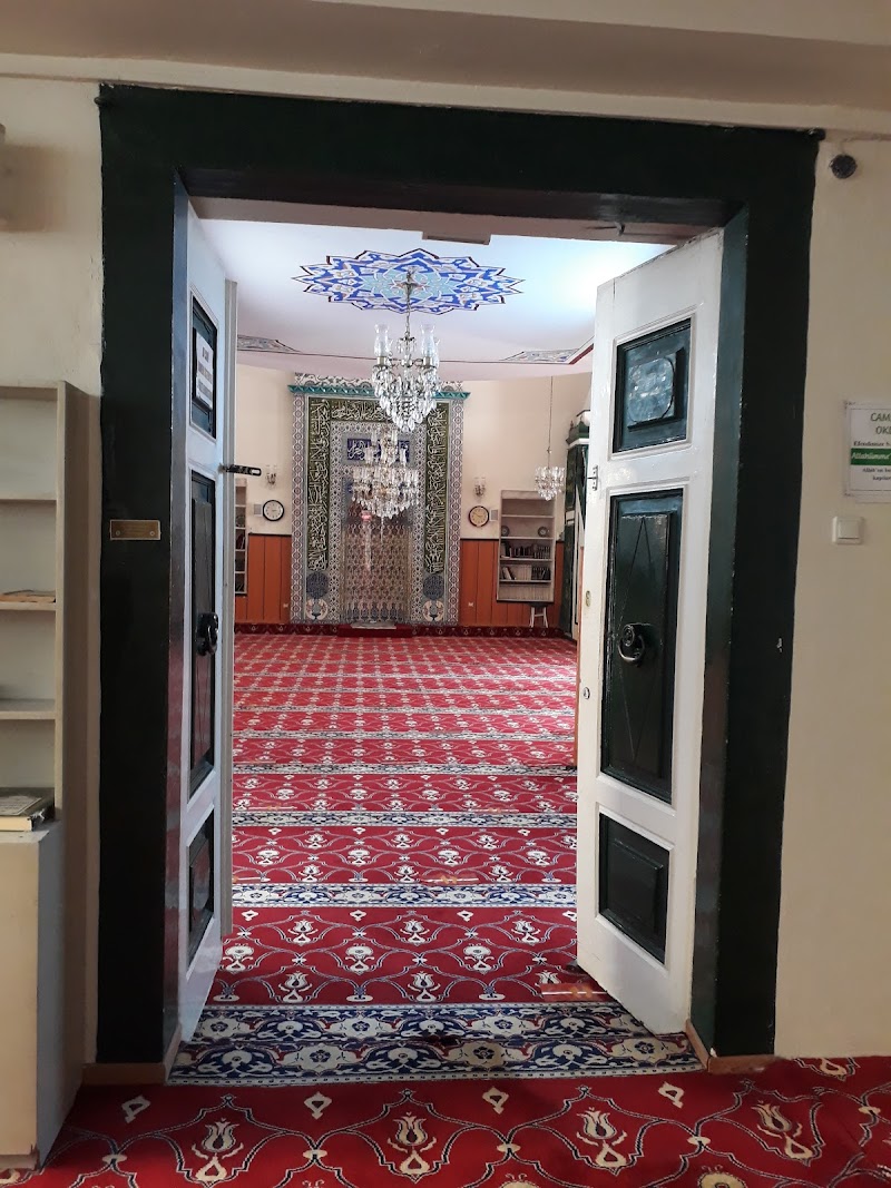 Karaki Huseyin Celebi Mosque photo 3