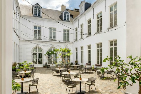 Sapphire House Antwerp, Autograph Collection, dog-friendly hotel in Ghent and Antwerp