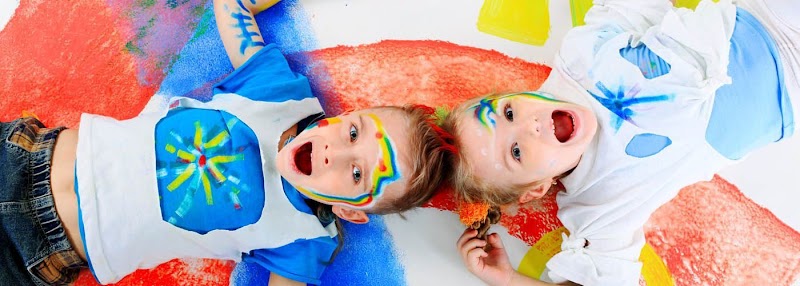 Dinamo - Education, Sport And Travel