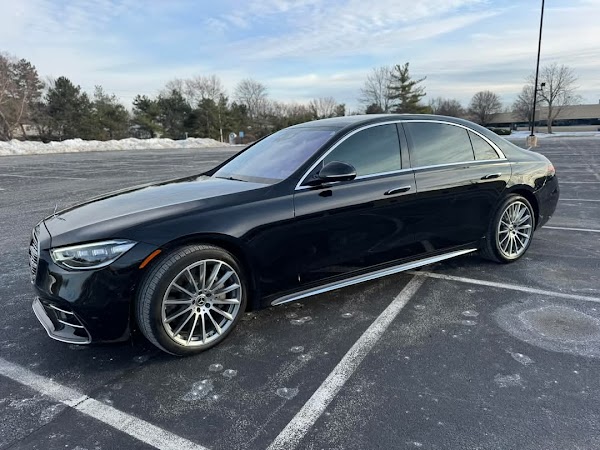 Advantage Limousine & Chauffeur Services portfolio