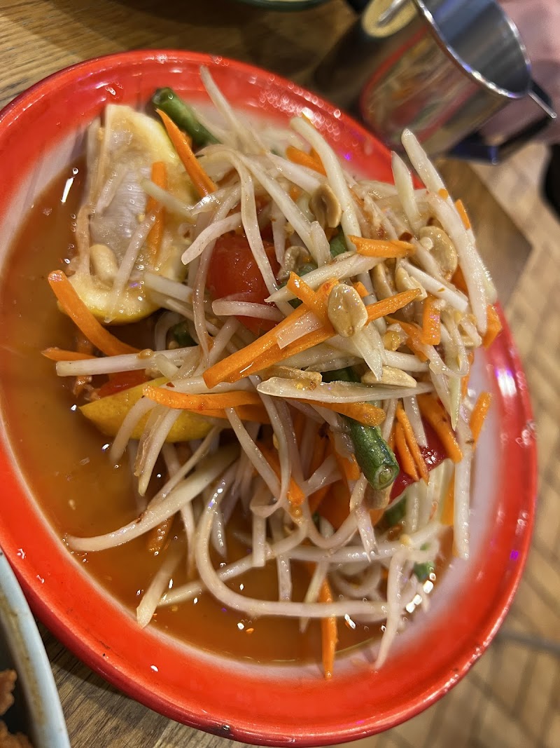 Thip's Thai Takeaway photo 10