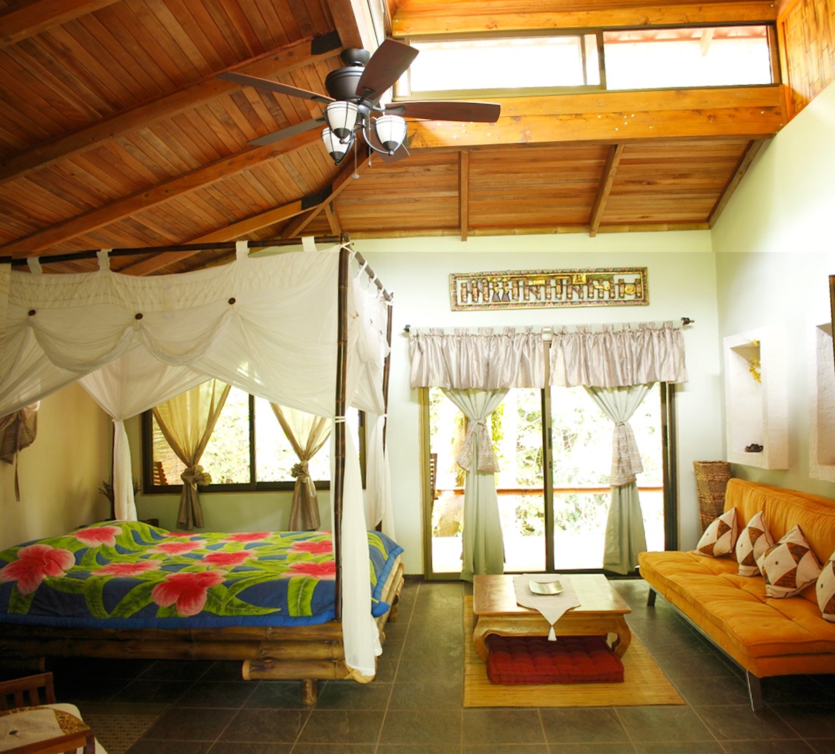 Waterfall Villas - Wellness, Vegan, Yoga Retreat — 3
