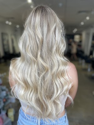 Bo Blonde Dalkeith photo 3