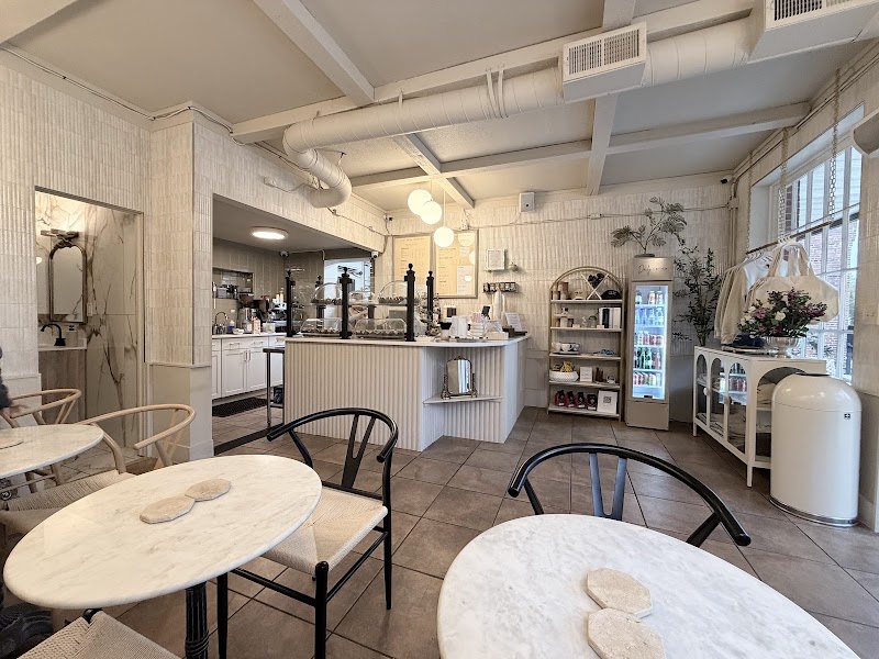 Daily grind coffee bar photo 1