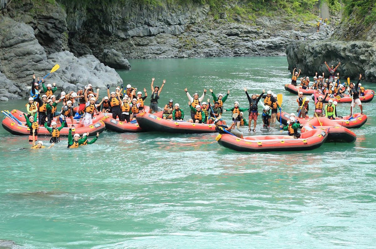 Fuji River Rafting with Natural Action