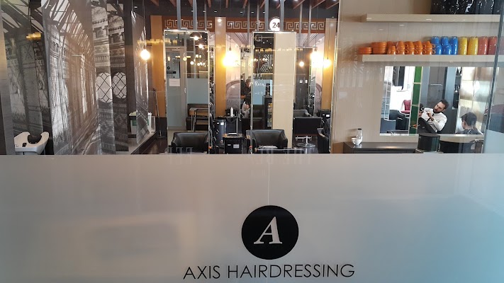 Axis Salon photo 3