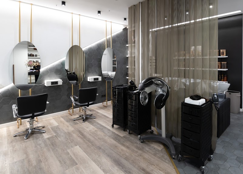 Ana González Estilistas (Santiago de Compostela) photo 2