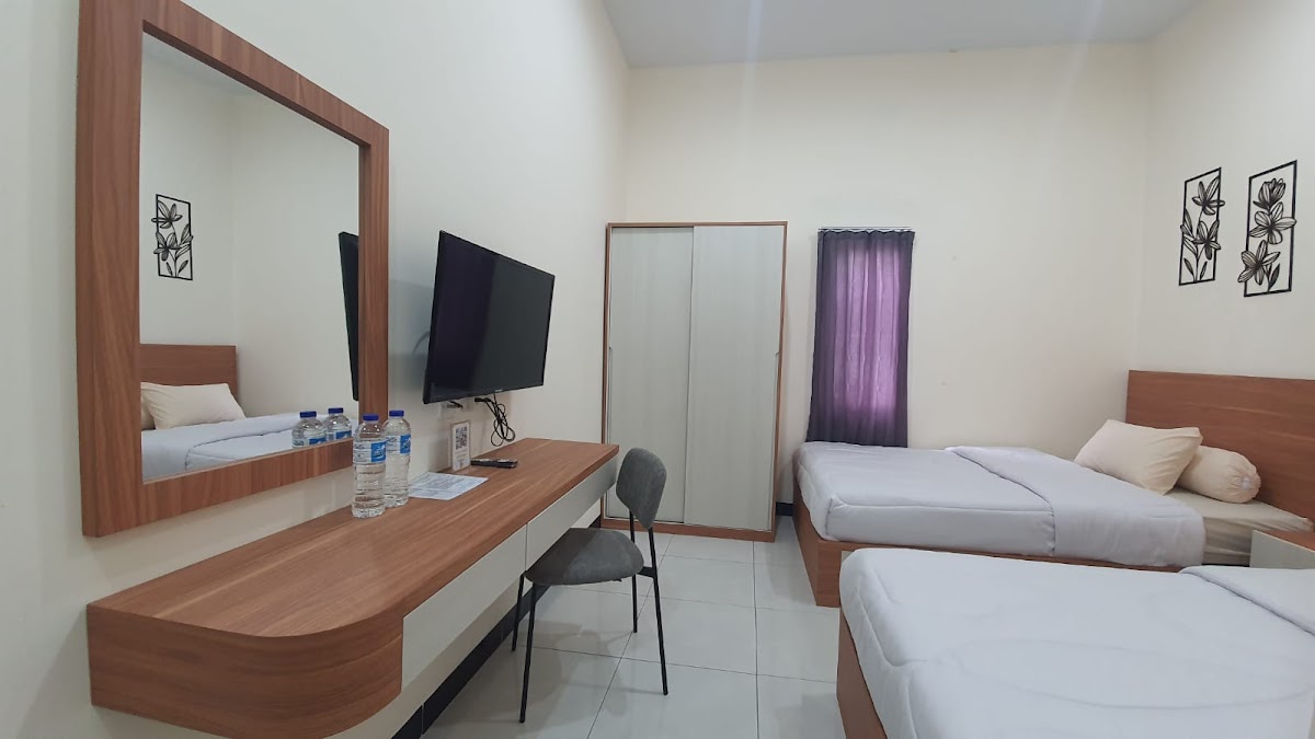 Simple living stay