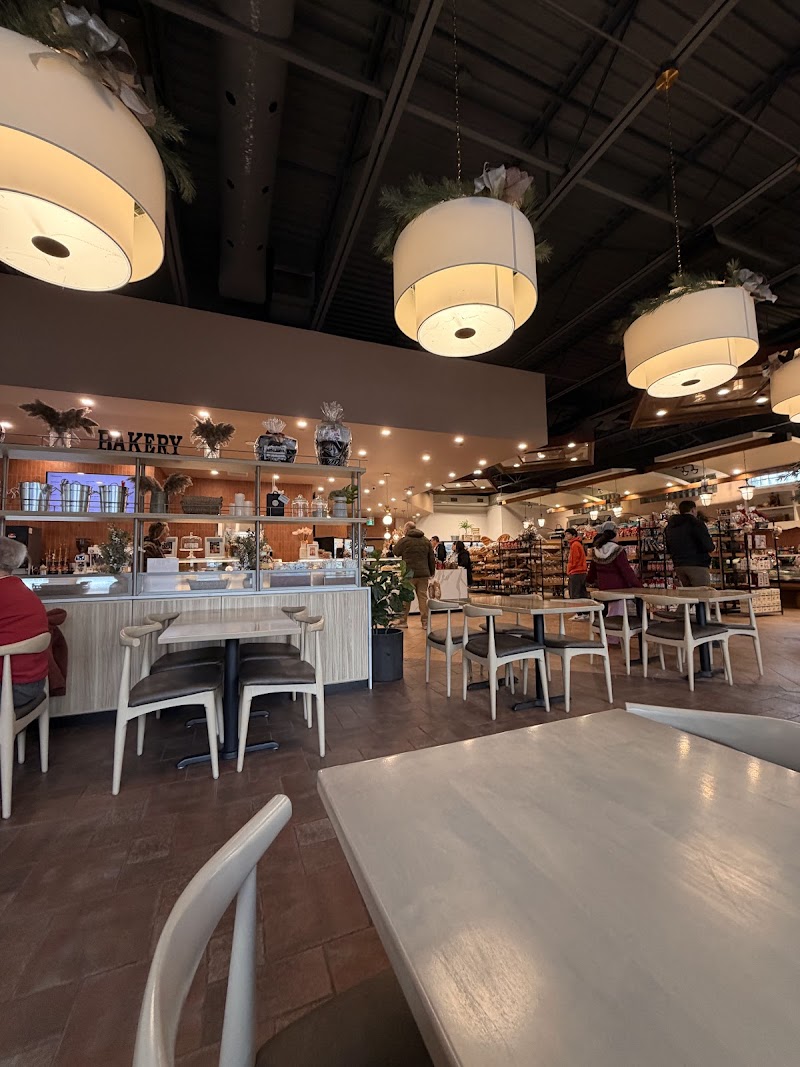 Lakeside Bakery Deli Cafe photo 4