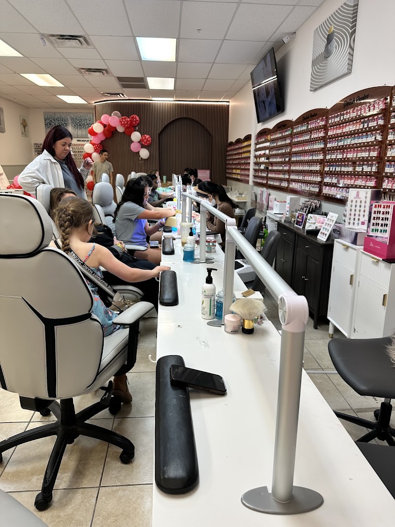 Queen Nails And Spa 2 Lafayette Louisiana LA