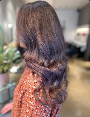 Roxbury Salon photo 3