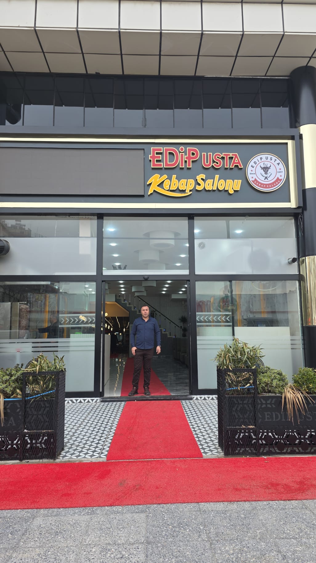Edip Usta mekanı