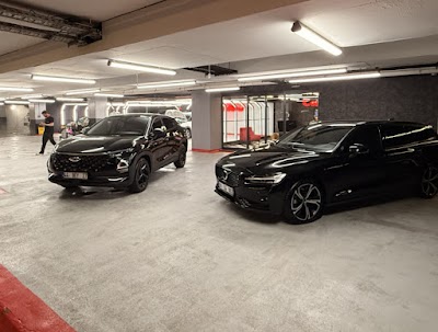 CarWAX Esas 01 Burda AVM / Oto Yıkama / PPF Kaplama /Detaylı Temizlik/Çizik Giderme Uygulama Merkezi - Oto Servisi