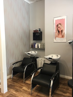 Pure Serenity Hair Studio photo 3