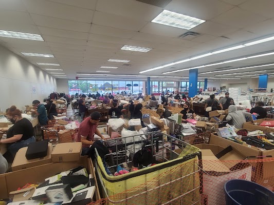 Lori's Bargain and Bin Store LLC photo