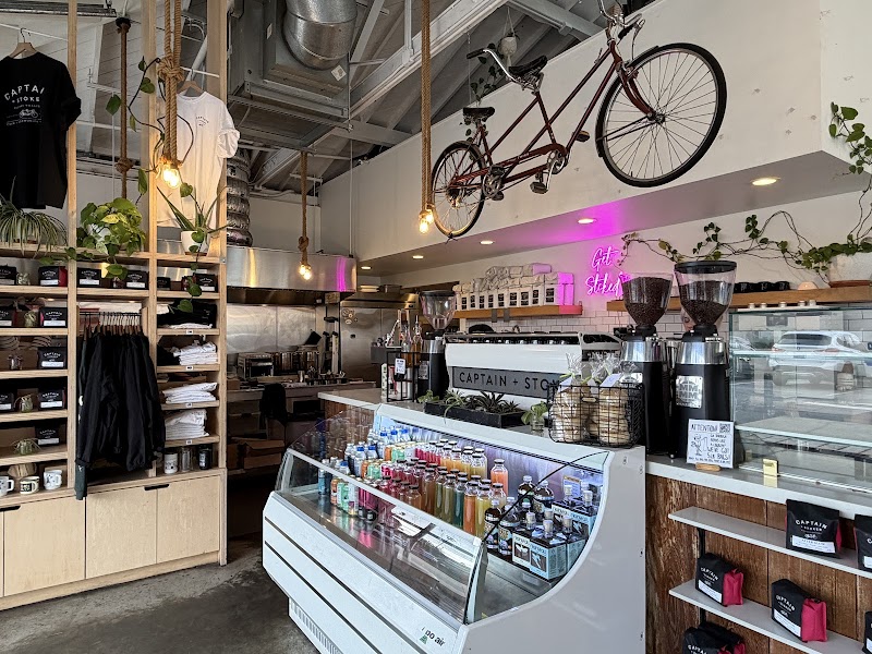 Captain + Stoker photo 1