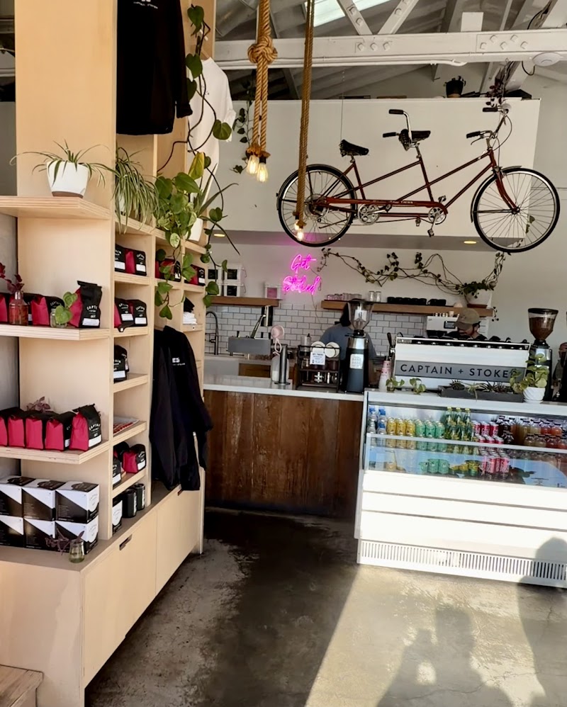 Captain + Stoker photo 2