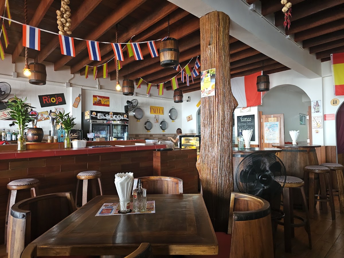 El Barril - Main view