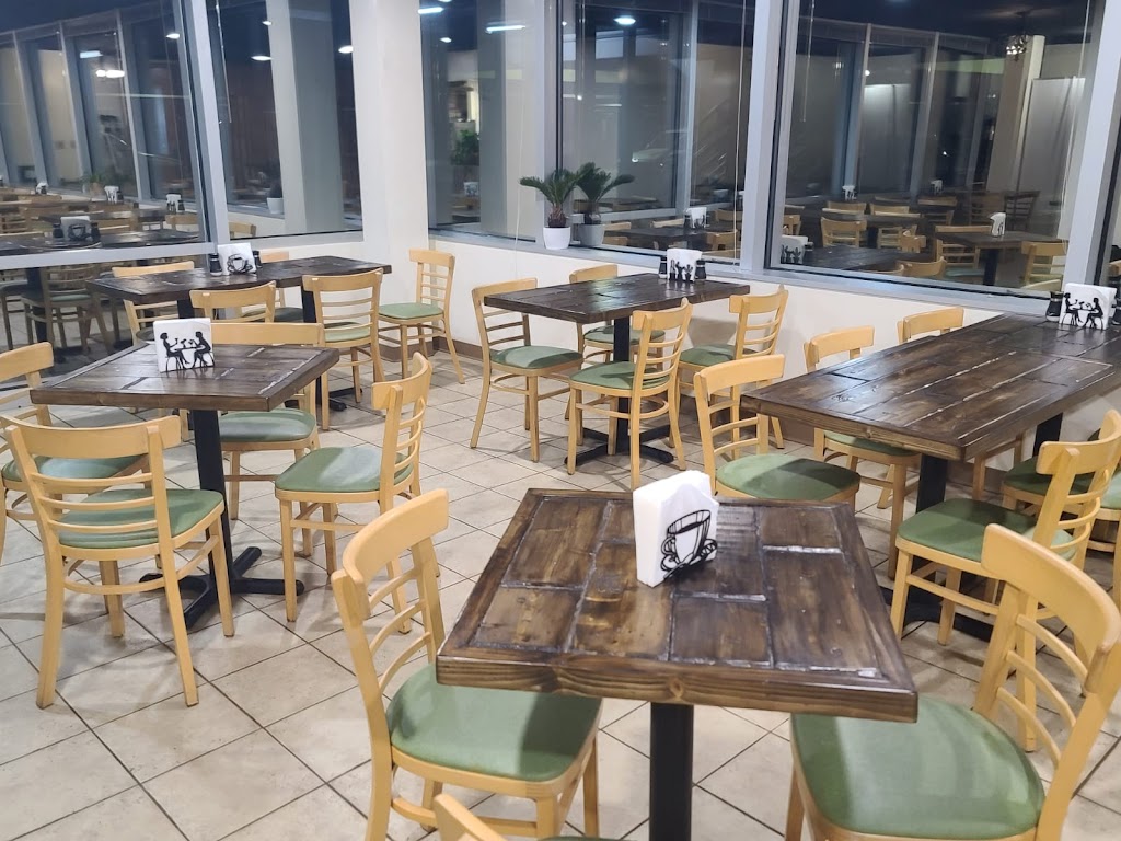 Cafe Luna Suite 138