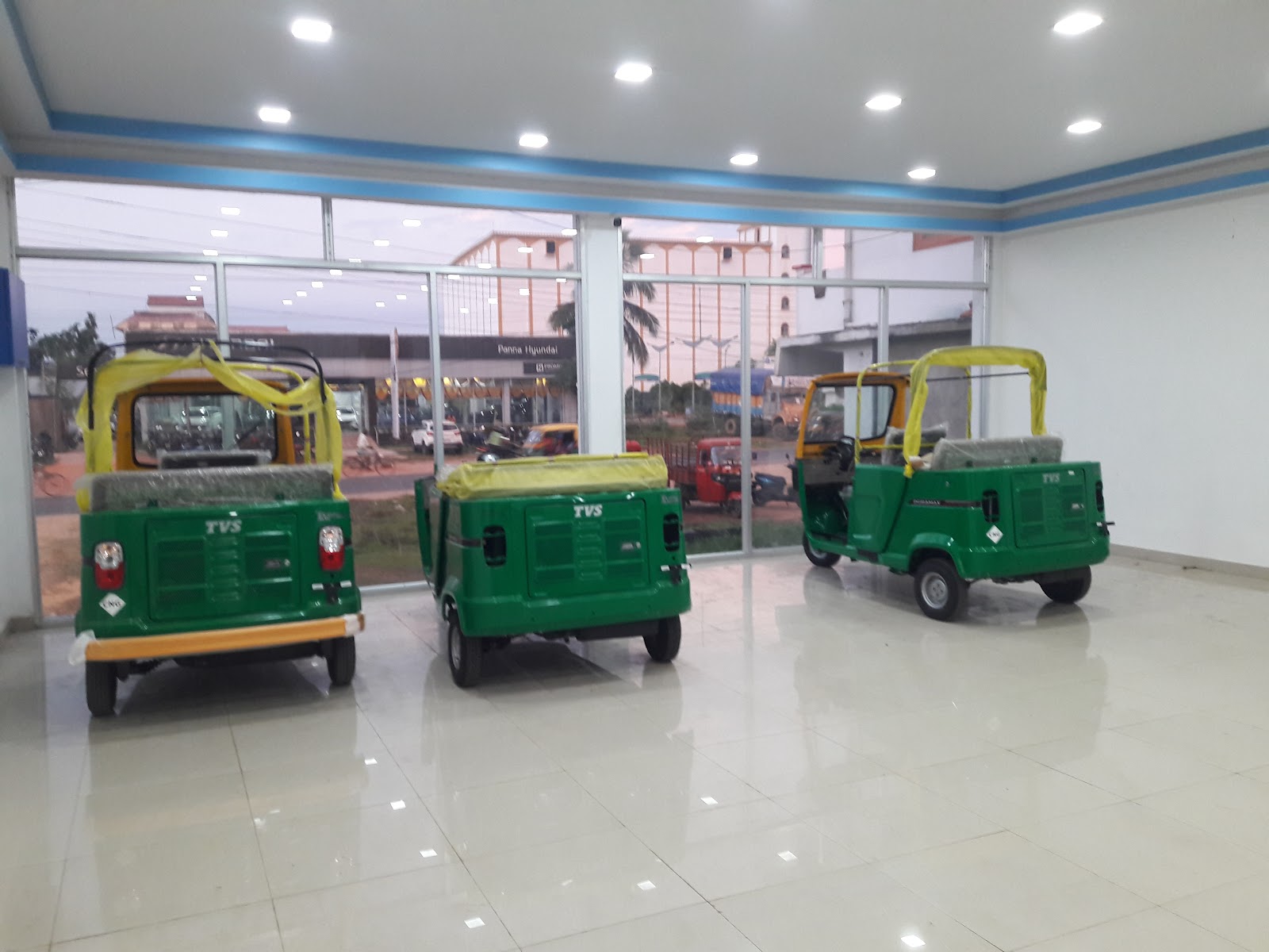Siddhi Motors (TVS THREE WHEELER) photo 2