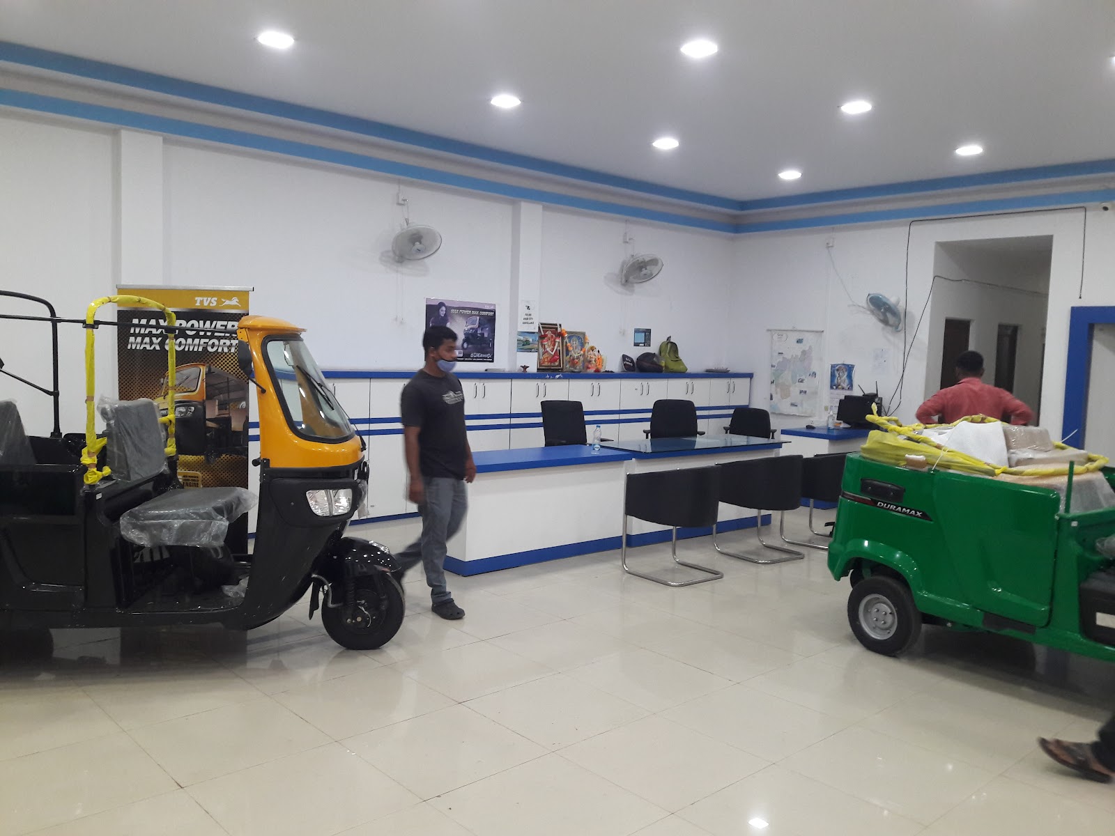 Siddhi Motors (TVS THREE WHEELER) photo 7