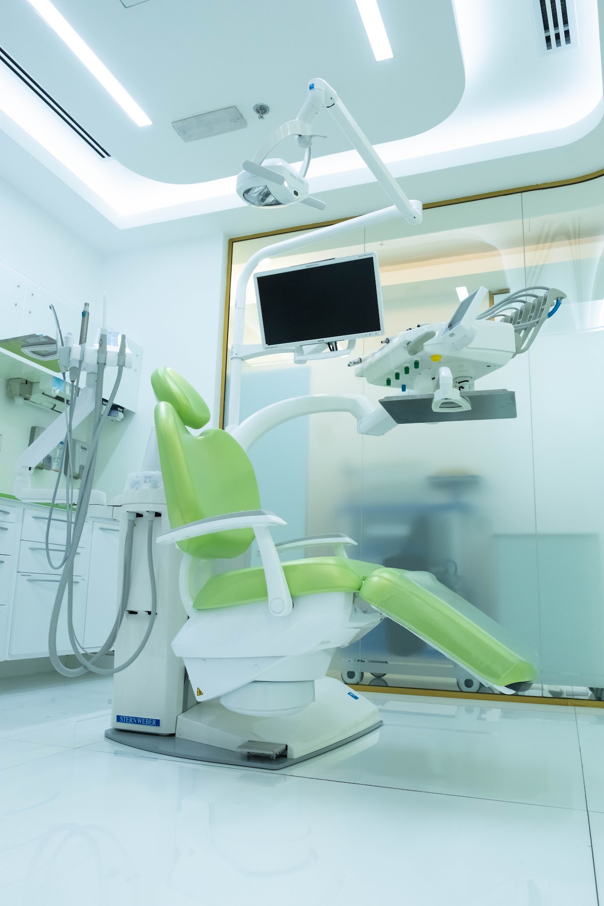 Dr. Joy Dental Clinic, Palm Jumeirah 4