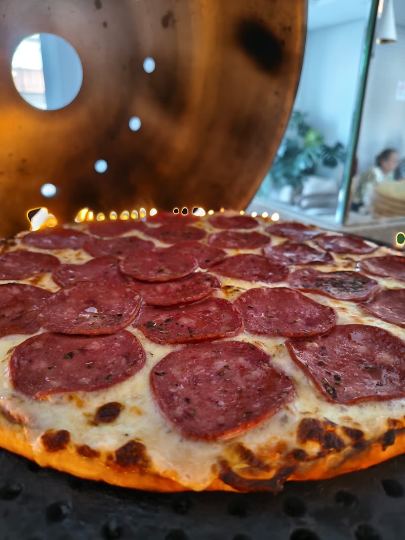 Foto de De Carli Pizza Artesanal - Pizzaria Móvel para eventos.