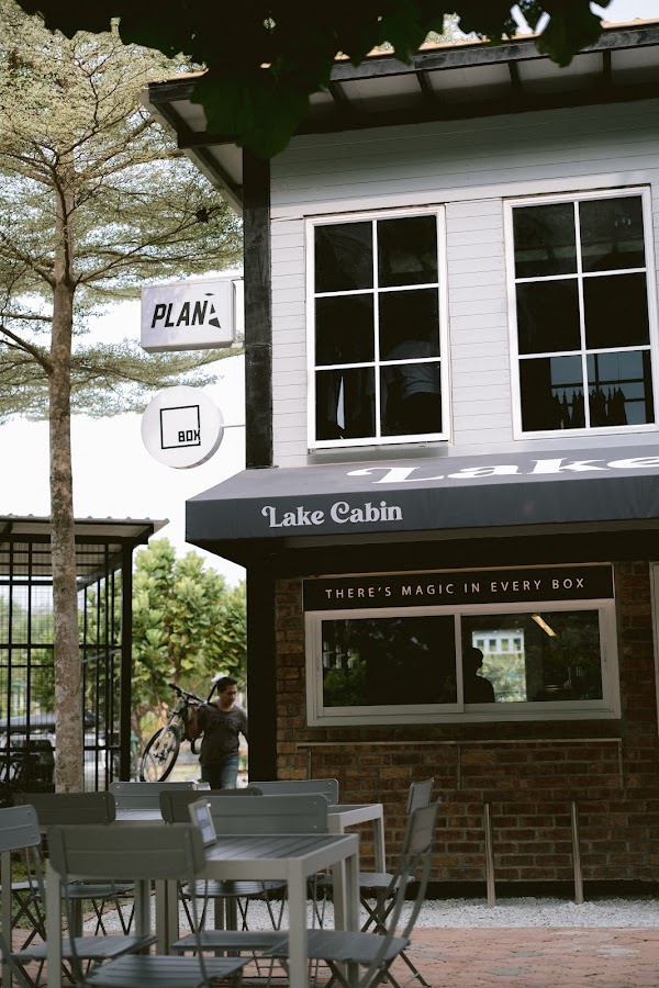 Lake Cabin at Pit-Stop - Photo 1