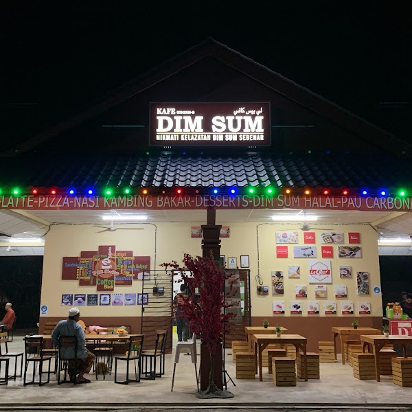 DM Choice Cafe - Photo 1