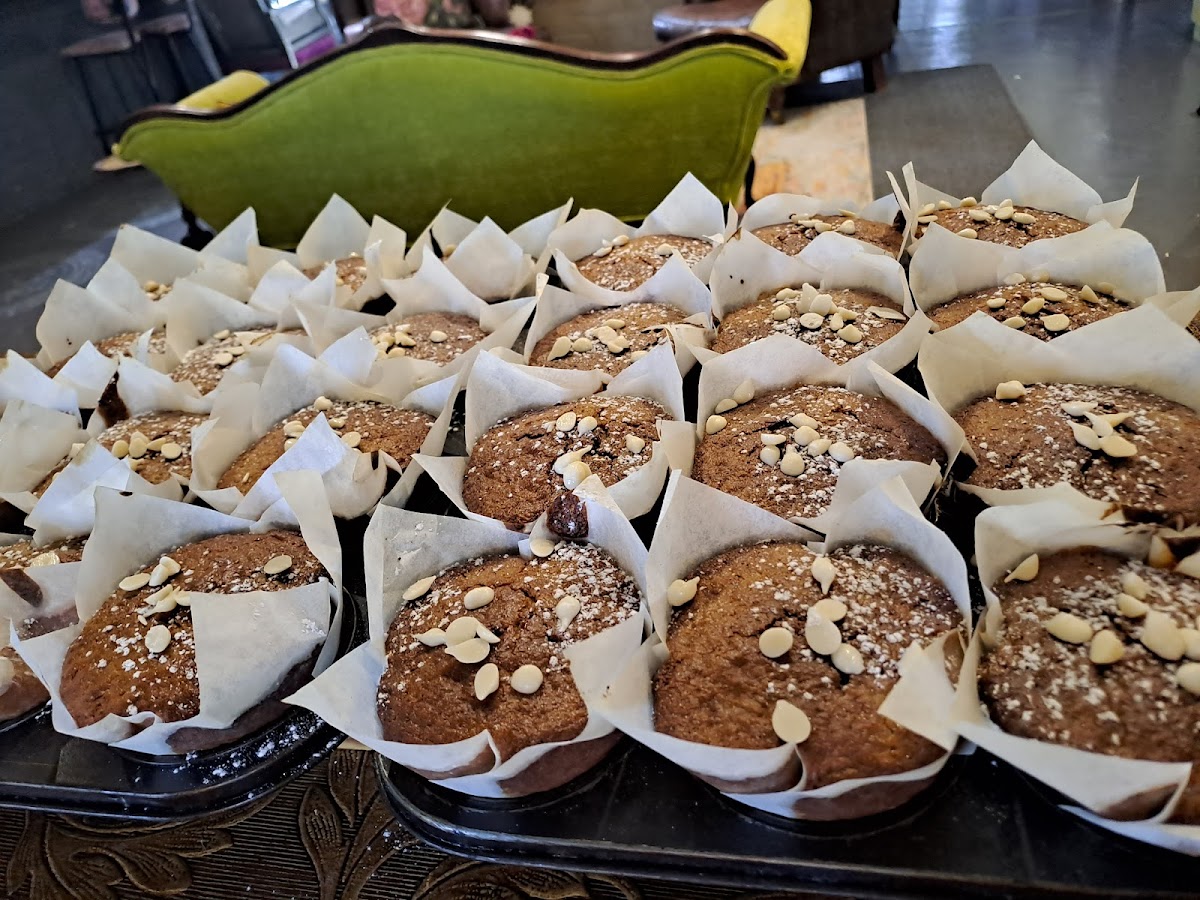 Ouland Royale Magical Barn Restaurant and Cakes — photo 2