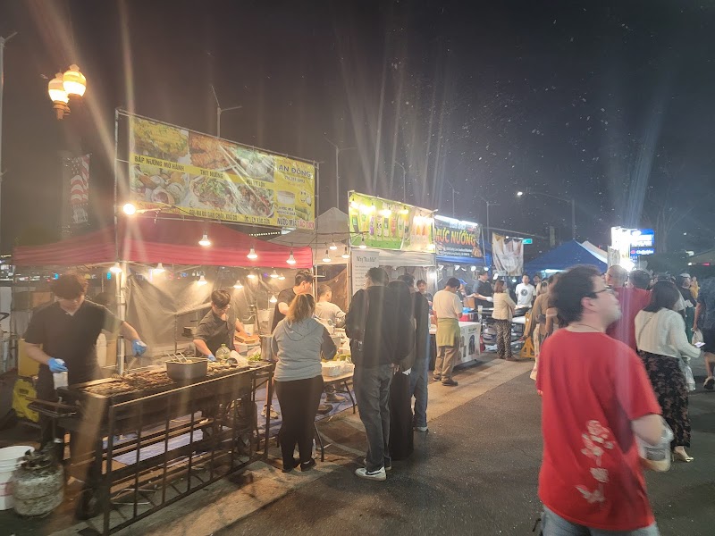 Little Saigon photo 7