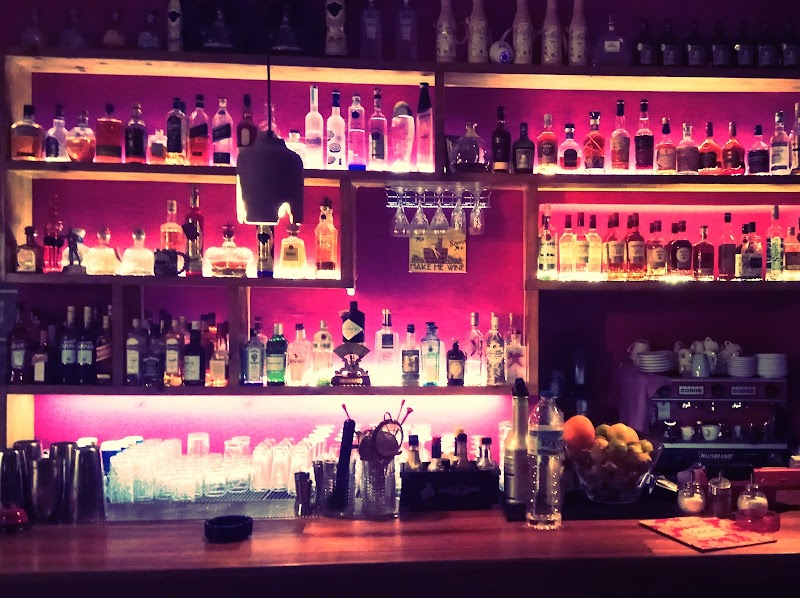 Loco Coffees & Cocktails