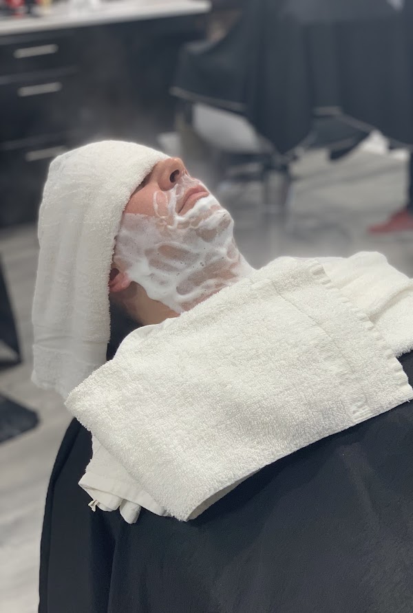 High End Barber Shop photo 4