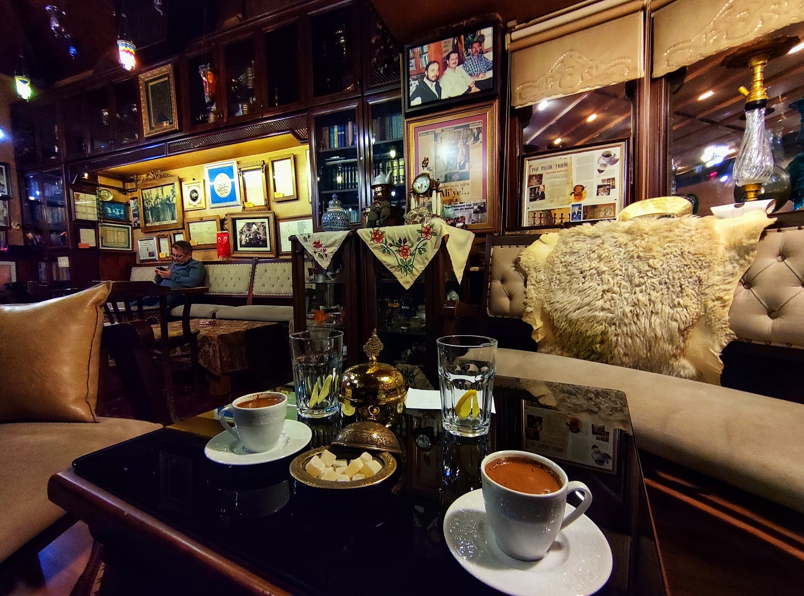 Aynı Ali Çay Bahçesi mekanı