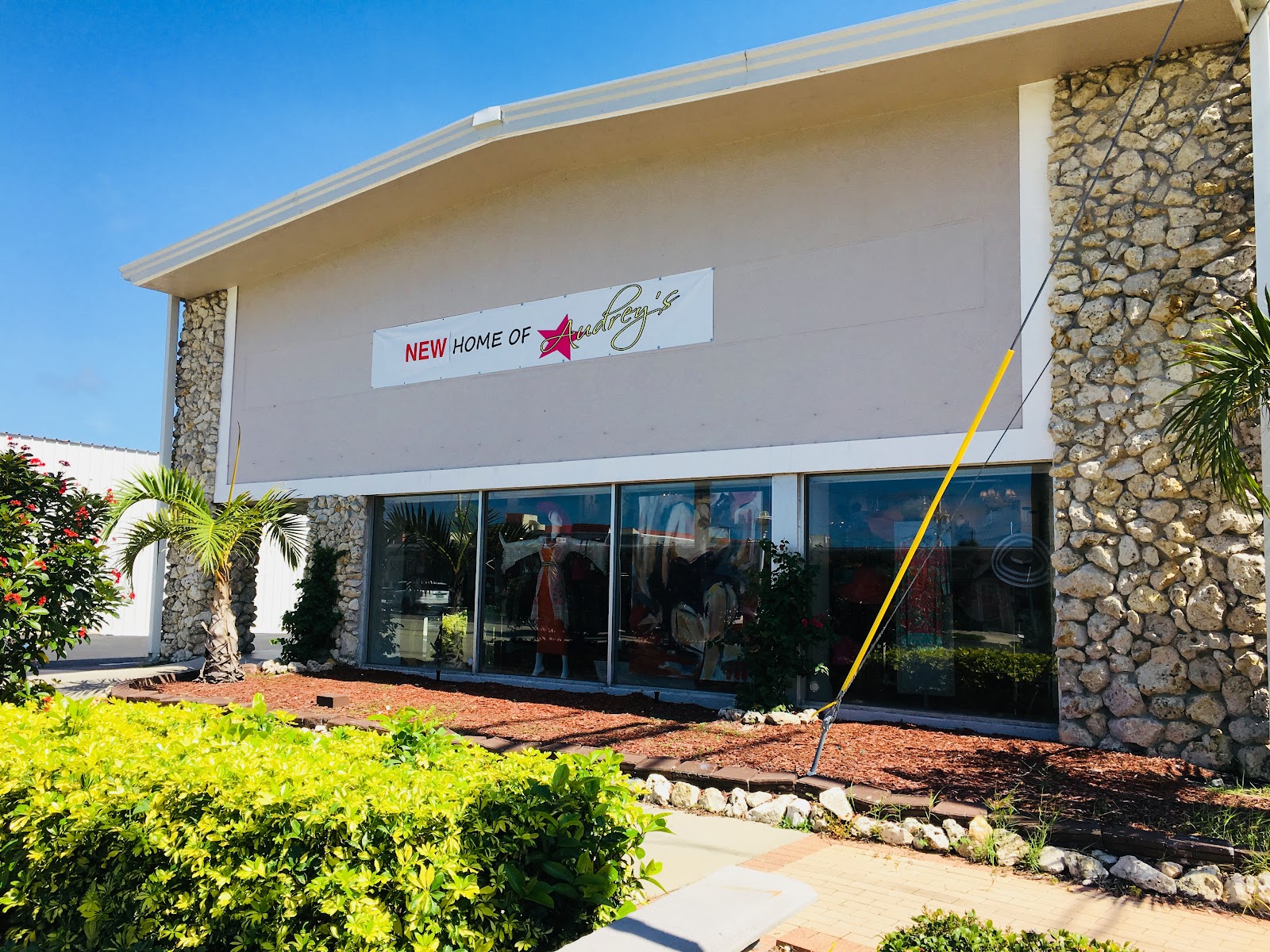 Audrey's Of Naples