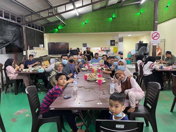 Restoran Farina Family Ikan Bakar & Seafood - Photo 1