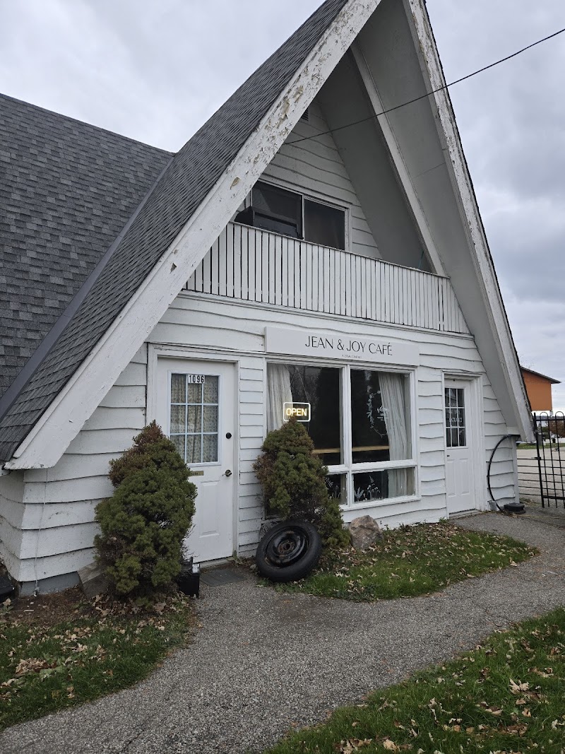 Jean & Joy Café photo 4
