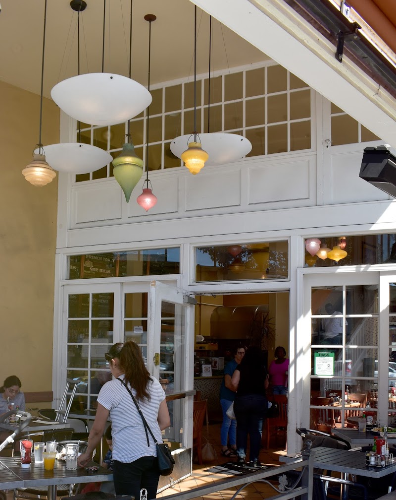 Crepevine Restaurants