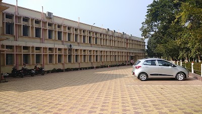 Holy Cross Hospital - Image 2