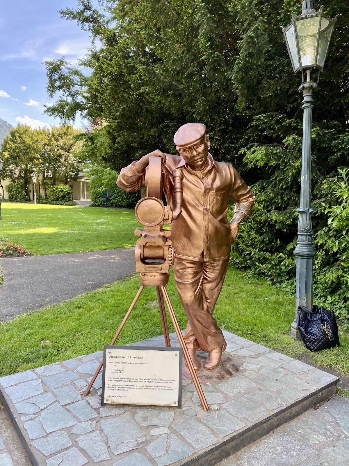 Yash Chopra Statue