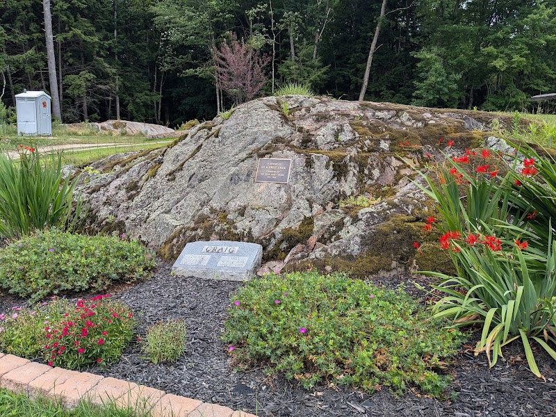 Den Brae Golf Course photo 4