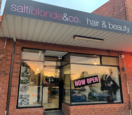 Salti Blonde & Co. photo 2