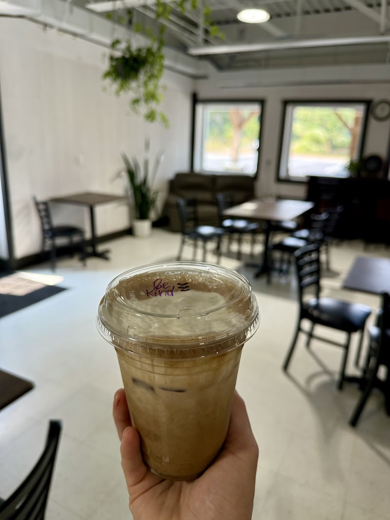 Hometowne Cafe photo 2