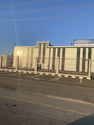 مدرسة ازدان نجد لتعليم القيادة